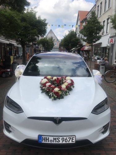 Tesla Blumengesteck 6