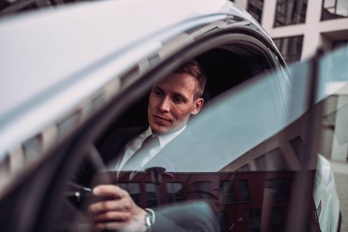 Tesla Business 00010